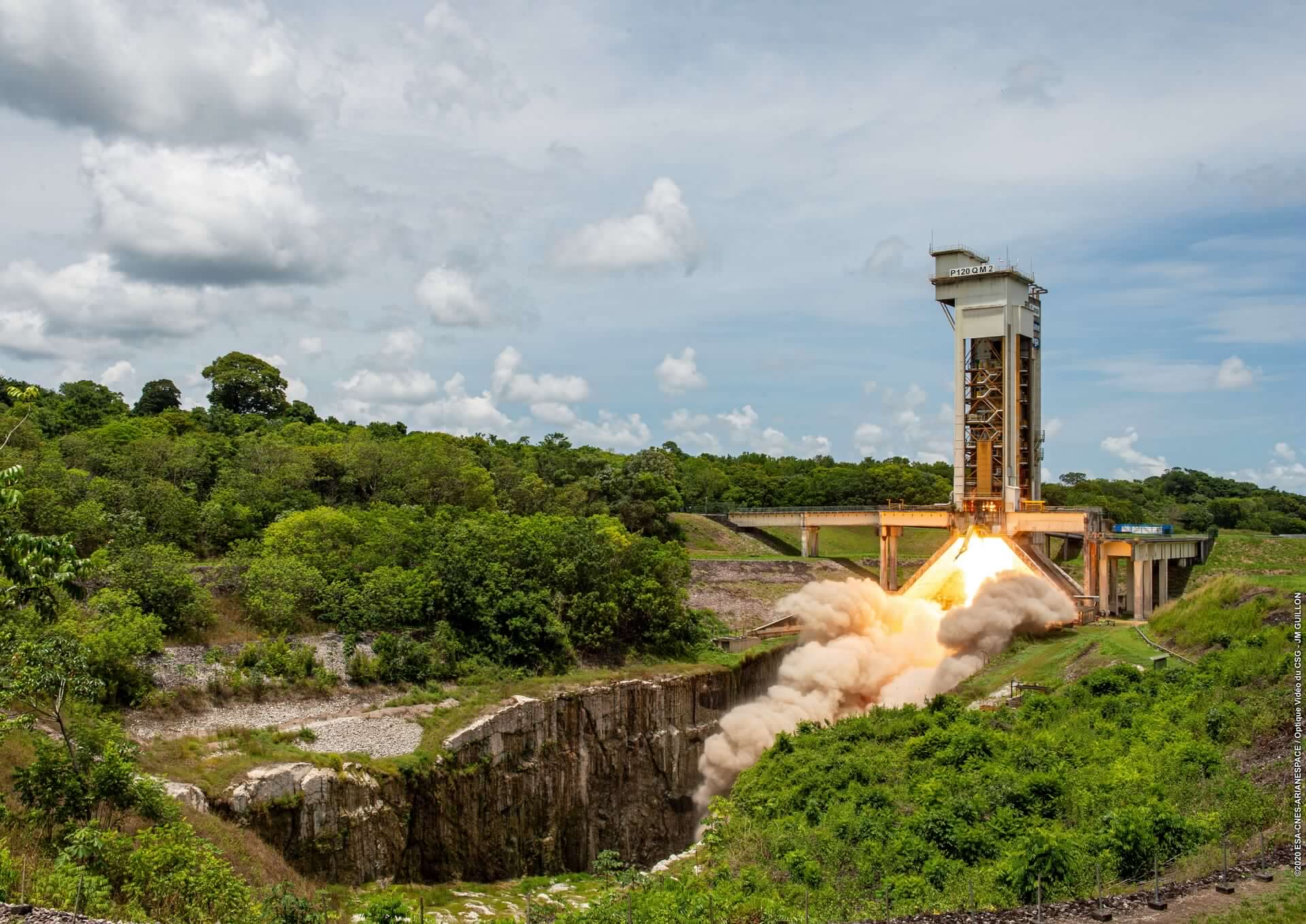 Il test di qualificazione del 7 ottobre del booster P120C. Credits: ESA. 