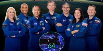 Gli astronauti della missione Expedition 64 attualmente (4 aprile) a bordo della ISS. Da sinistra: Kathleen Rubins, Victor Glover, Soichi Noguchi, Sergej Ryžikov, Mike Hopkins, Shannon Walker e Sergej Kud’-Sverčkov. Credits: NASA