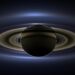 Saturno fotografato da Cassini nel 2013 a circa 650 mila km. La foto ritrae il lato in ombra di Saturno . Credits: NASA/JPL-Caltech/SSI