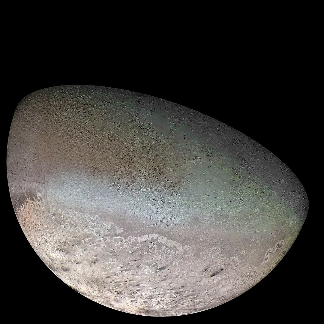 Un collage delle foto scattate a Tritone dalla sonda Voyager 2. Credits: NASA / Jet Propulsion Lab / U.S. Geological Survey