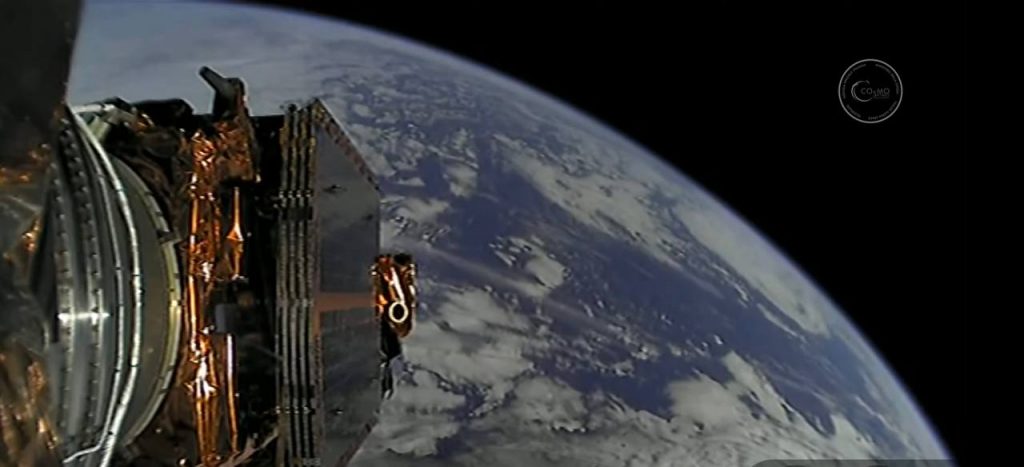 Il satellite italiano COSMO SkyMed a bordo del secondo stadio del Falcon 9.