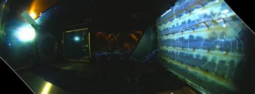 L'interno della camera di MAPLE durante l'esperimento. Credits: Caltech. 