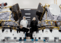 I due satelliti Blue e Gold della missione ESCAPADE della NASA presso la fabbrica di Rocket Lab prima della spedizione in Florida per il lancio. Credits: Rocket Lab