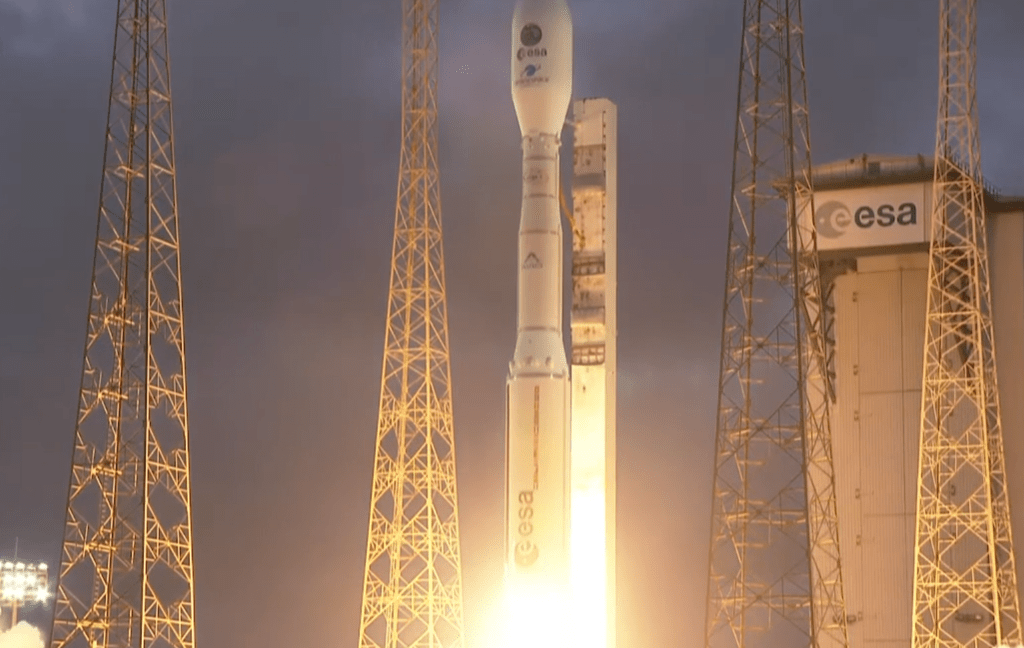 La partenza del Vega-C il 29 aprile 2025, per il lancio del satellite Biomass dell'ESA.