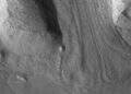 Ghiacciaio su Marte. Credits: NASA/JPL-Caltech/University of Arizona