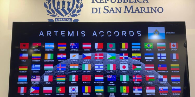 Paesi firmatari degli Accordi Artemis con l'aggiunta della Repubblica di San Marino come 76esimo Paese firmatario il 25 settembre 2026 a BEX - Beyond Exploration Expo a Rimini. Credits: Astrospace