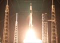 Partenza della Dragon cargo per la missione CRS-35 verso la ISS il 13 ottobre 2026.